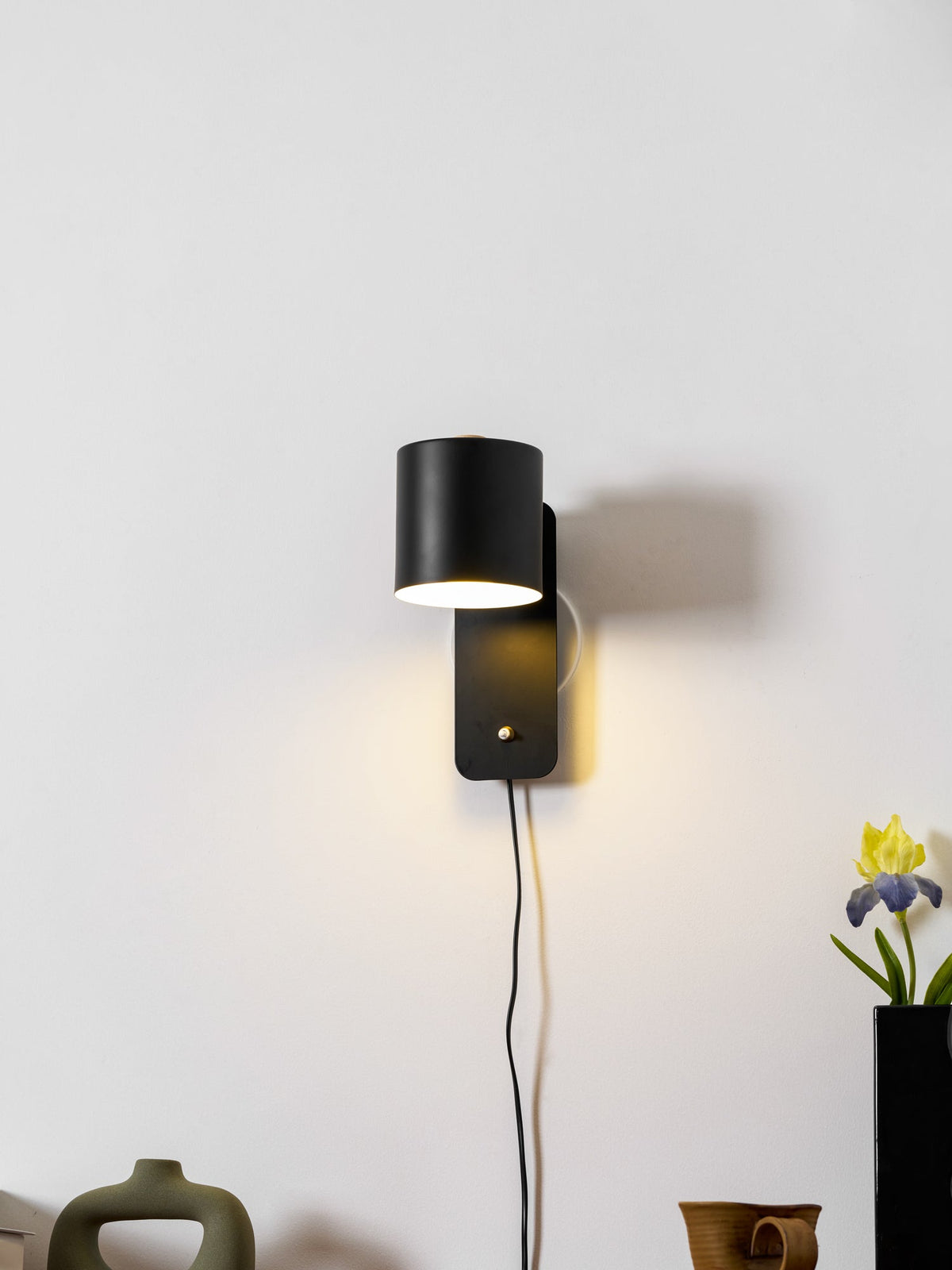 350° Rotatable Plug-In Cylinder Wall Light / ∅ 5.1″ x H 11.8″ / Dia 13cm x H 30cm / White / UK Plug