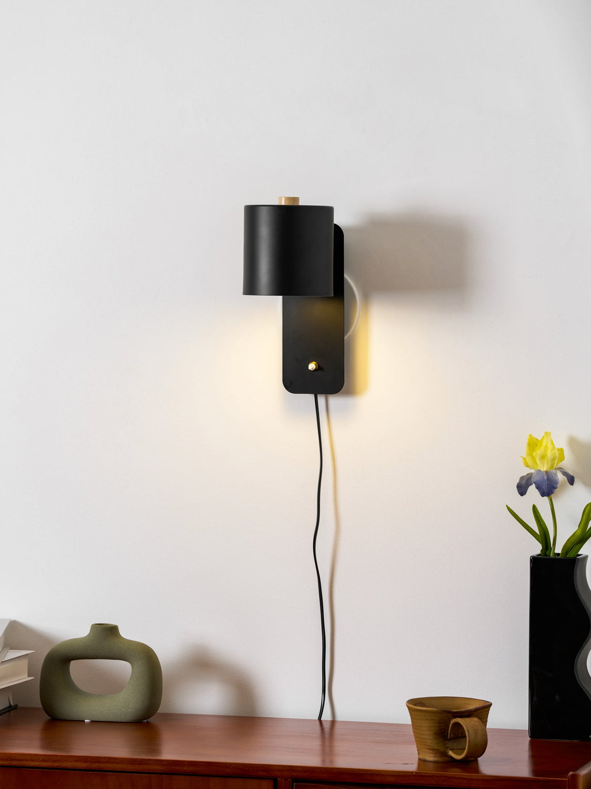 350° Rotatable Plug-In Cylinder Wall Light / ∅ 5.1″ x H 11.8″ / Dia 13cm x H 30cm / White / AU Plug