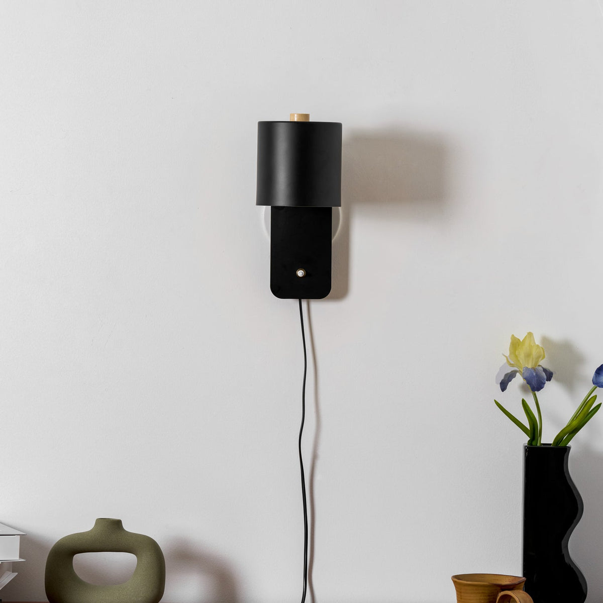 350° Rotatable Plug-In Cylinder Wall Light / ∅ 5.1″ x H 11.8″ / Dia 13cm x H 30cm / Green / UK Plug