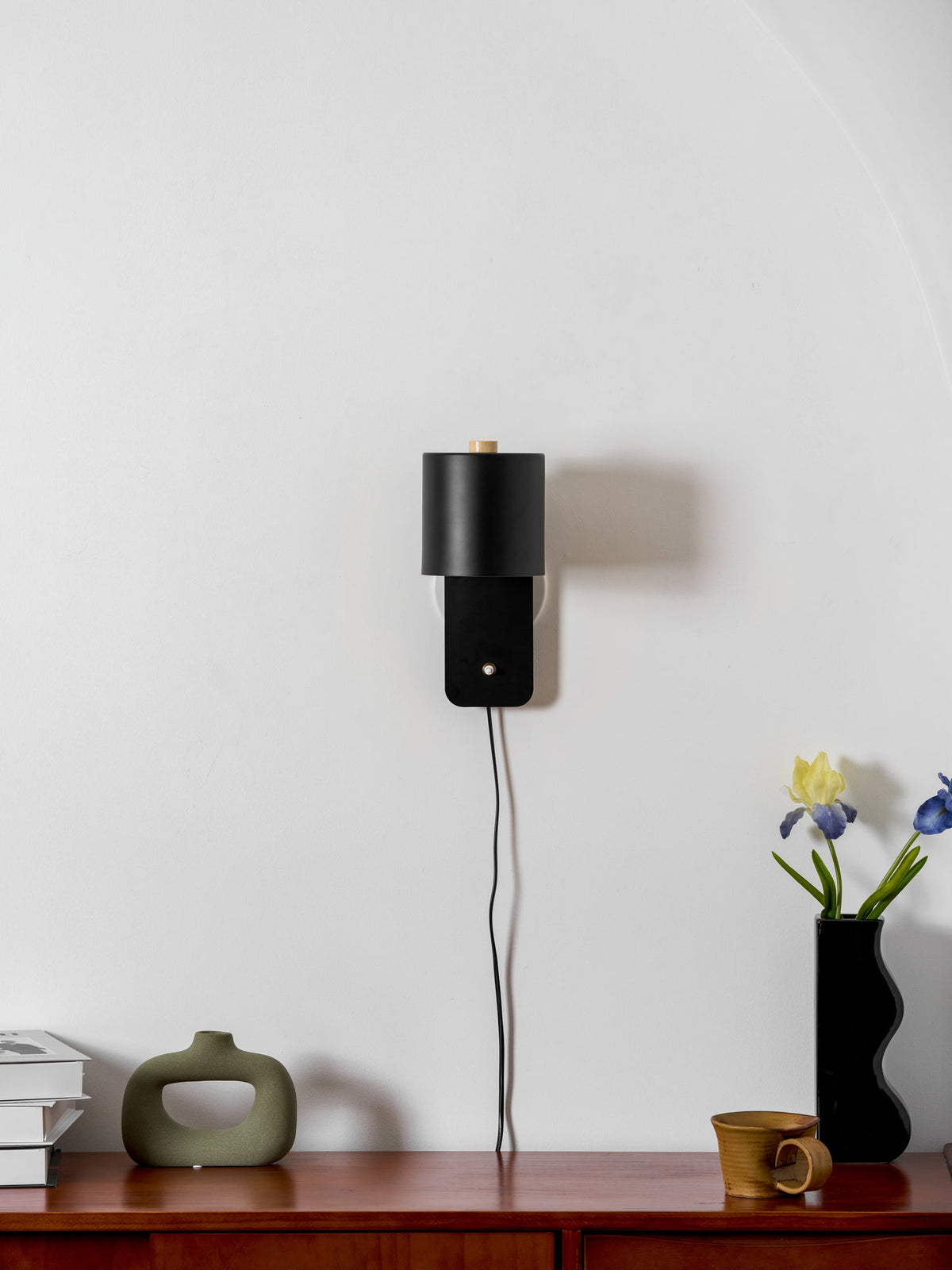350° Rotatable Plug-In Cylinder Wall Light / ∅ 5.1″ x H 11.8″ / Dia 13cm x H 30cm / Green / AU Plug