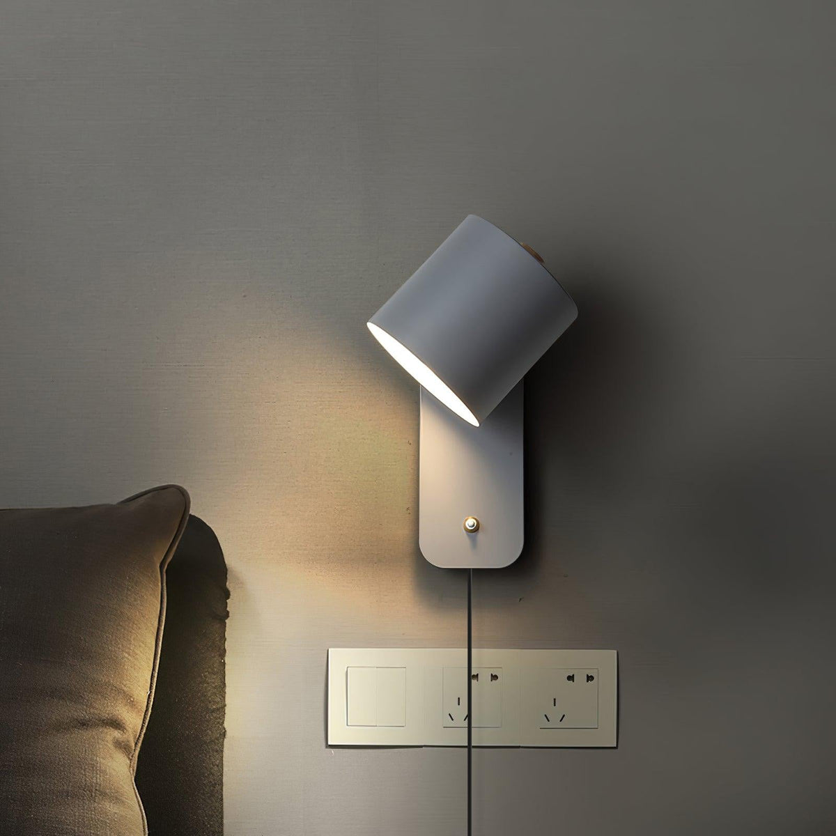 350° Rotatable Plug-In Cylinder Wall Light