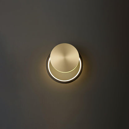 Brass Ring Integrated LED Wall Light / ∅ 15.7″ x H 16.9″ / Dia 40cm x H 43cm / Black & Brass / Three-Color Changing Light