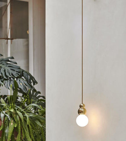 Globe Glass Hanging Wall Light / ∅ 3.9″ x H 6.81″ / Dia 10cm x H 17.3cm / Black / Suspension Rod